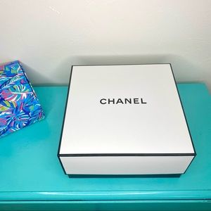 Chanel White and Black Logo Gift Box